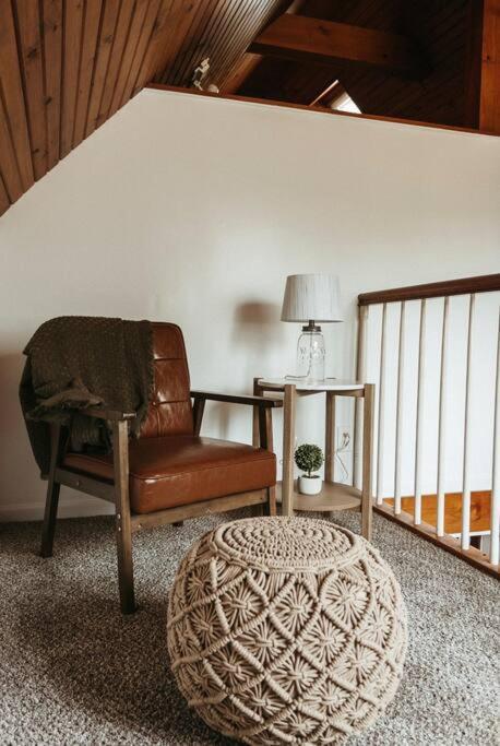 Bluebird Cottage, Walking Distance To Fairgrounds Хатчинсон Экстерьер фото
